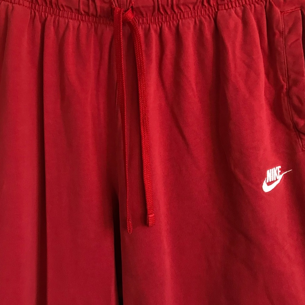 NIKE Men's XL Red Casual Athletic Sports Drawstring Fleece Shorts w/pockets GUC - Picture 9 of 14